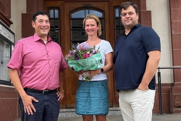 B&uuml;rgemeisterVon links: Markus Hollemann, Sirid Kaden und Felix H&auml;ringer, Gesch&auml;ftsf&uuml;hrer des Zweckverbands Musikschule/Volkshochschule n&ouml;rdlicher Breisgau