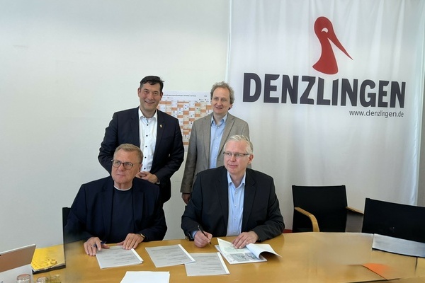 Im Rathaus wurden heute die Verträge für den neuen CAP-Markt im Kauftreff-Areal in Denzlingen unterschrieben. Foto: Melanie Lackner, Gemeinde Denzlingen.