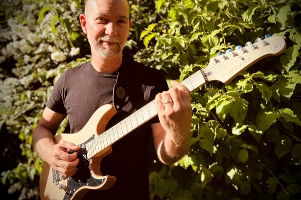 Marcel & Gitarre
